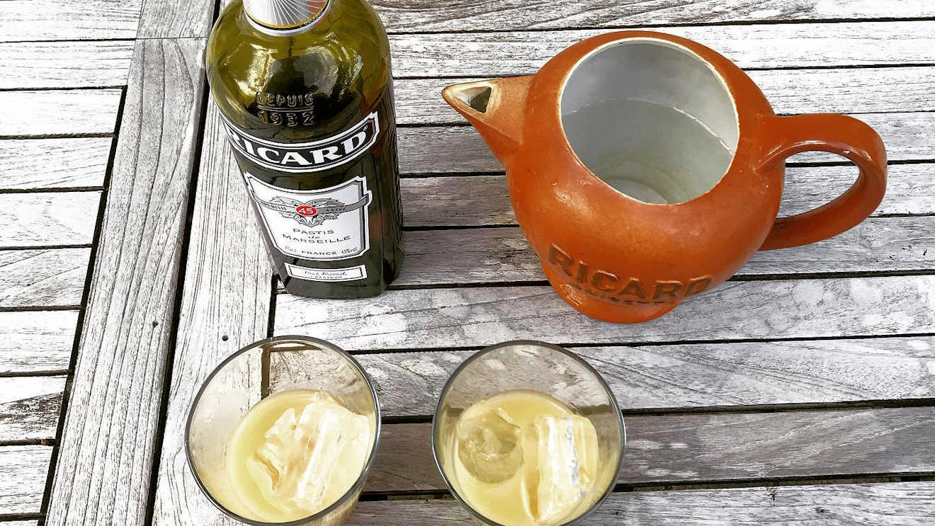 pastis drink south france