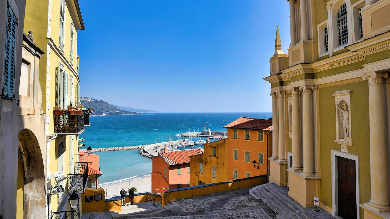 menton steps